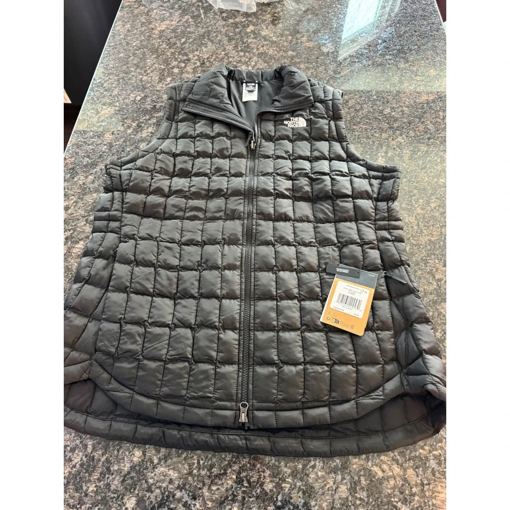 The‎ North Face Womens ThermoBall Insulated Vest TNF Black XL NF0A8A54JK3-XL NWT
